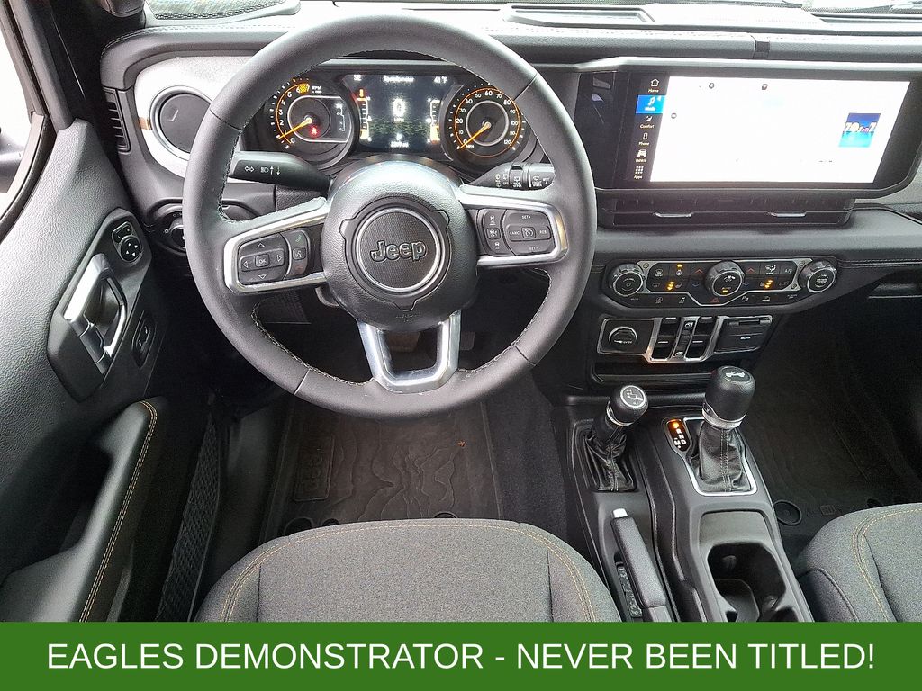 New 2025 Jeep Wrangler SUV