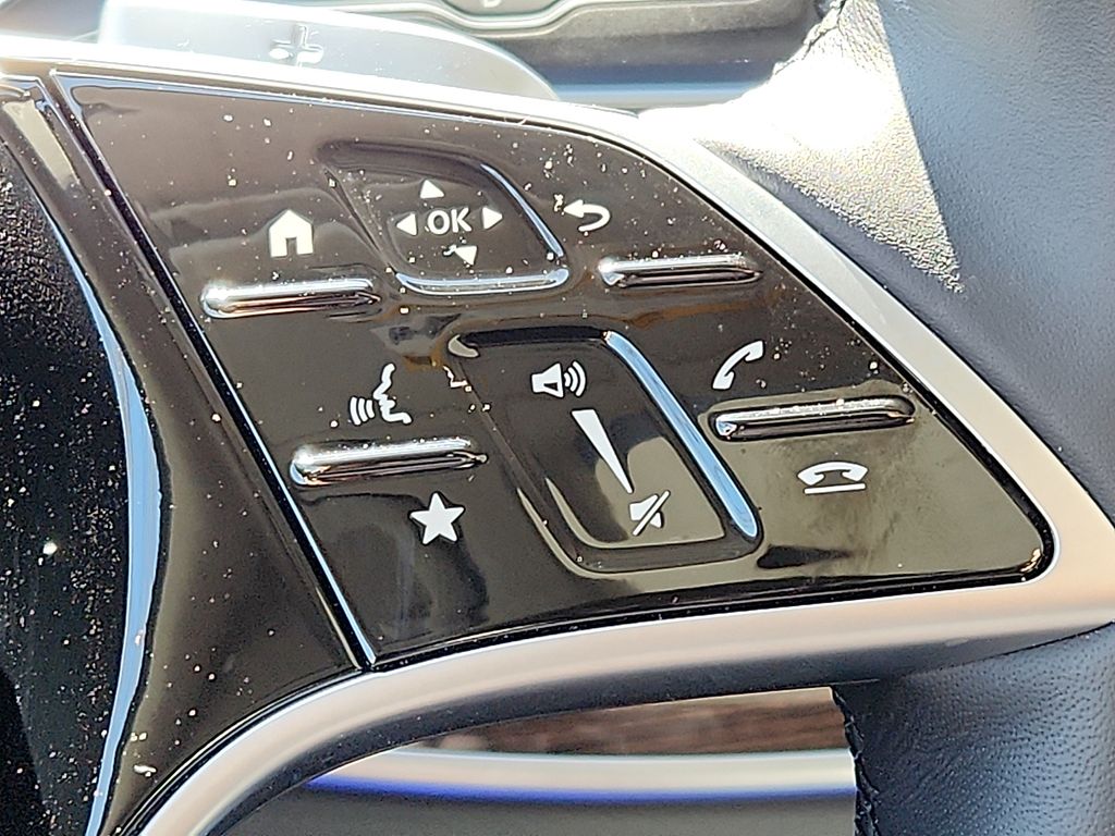 Thumbnail: 2026 Mercedes-Benz GLE - 22