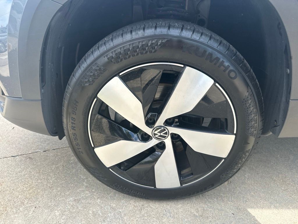 Used 2023 Volkswagen Taos SUV