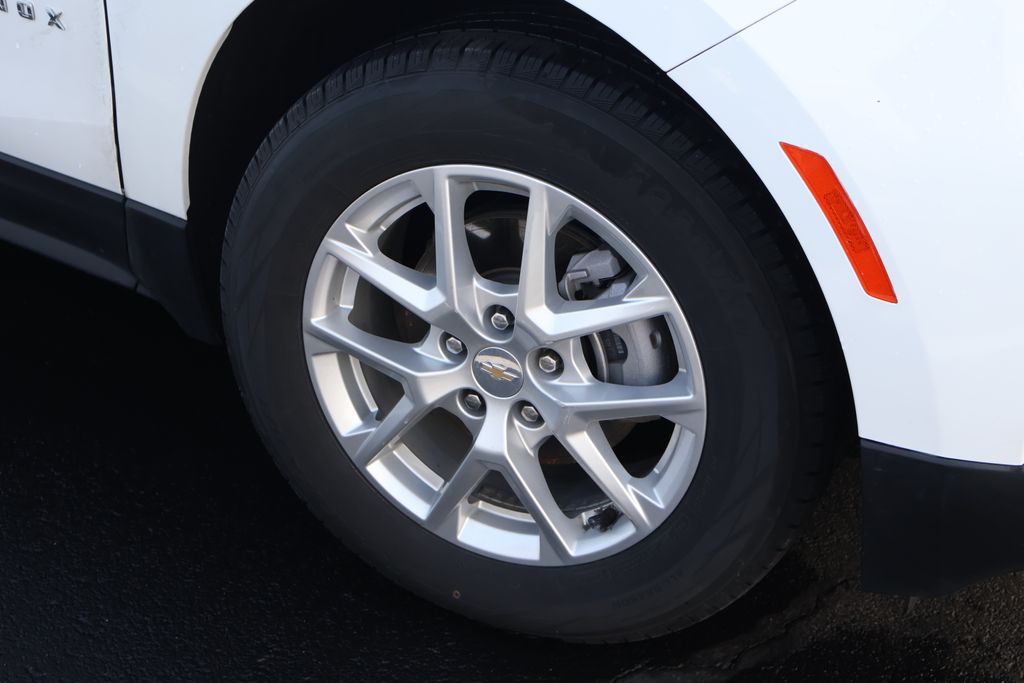 Thumbnail: 2024 Chevrolet Equinox - 5