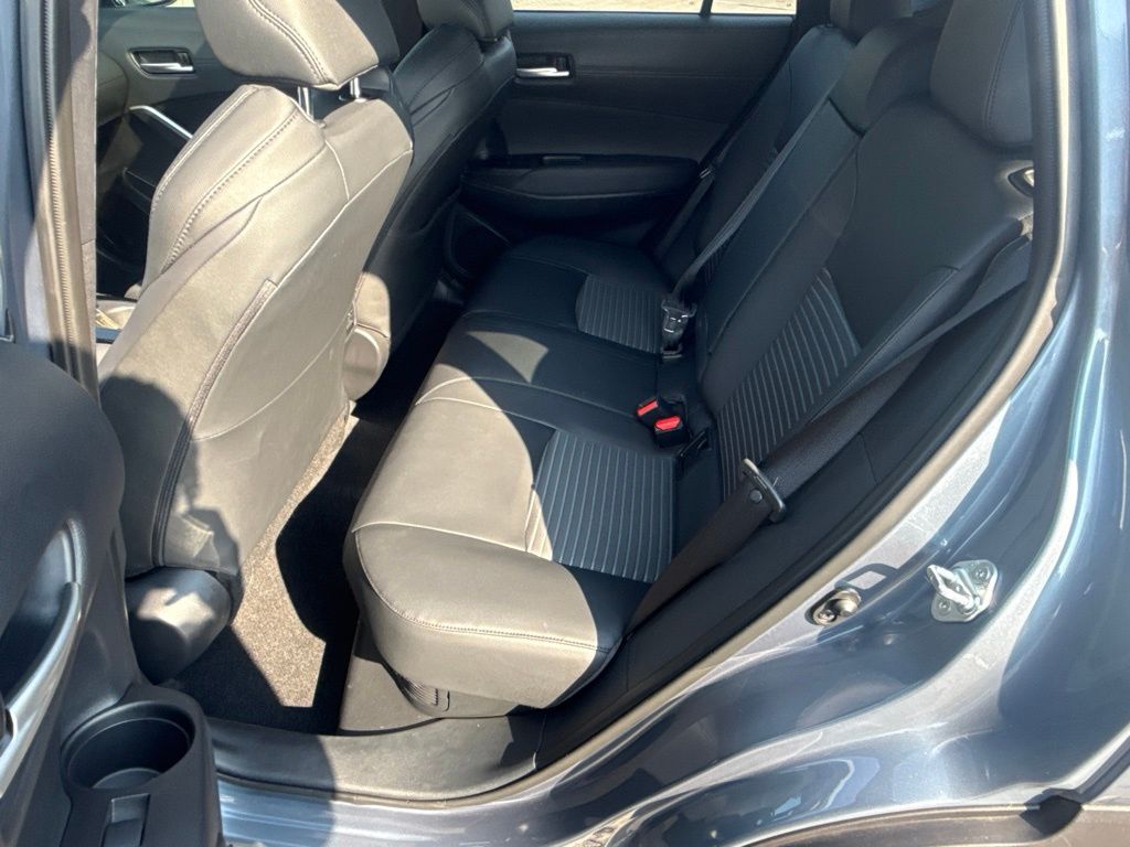 Used 2025  Toyota Hybrid XSE image 20