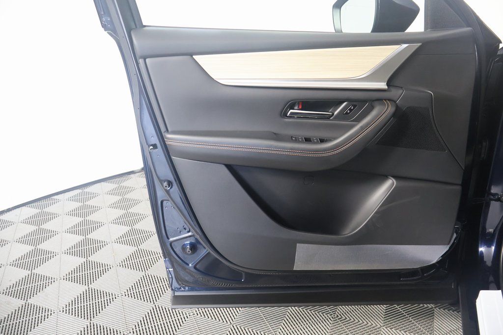 2025 Mazda CX-90 Preferred 8