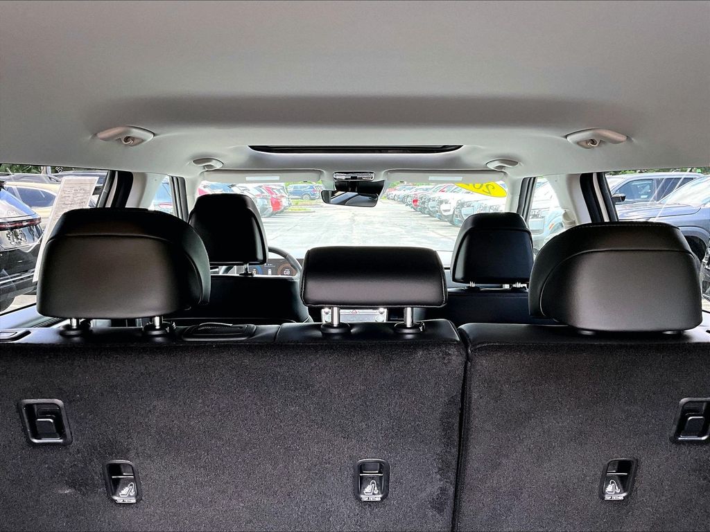 2025 Hyundai Santa Fe — photo 26