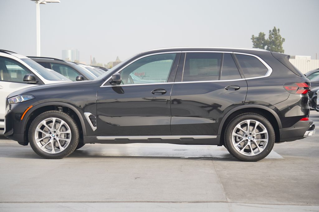 Thumbnail: 2025 BMW X5 - 4