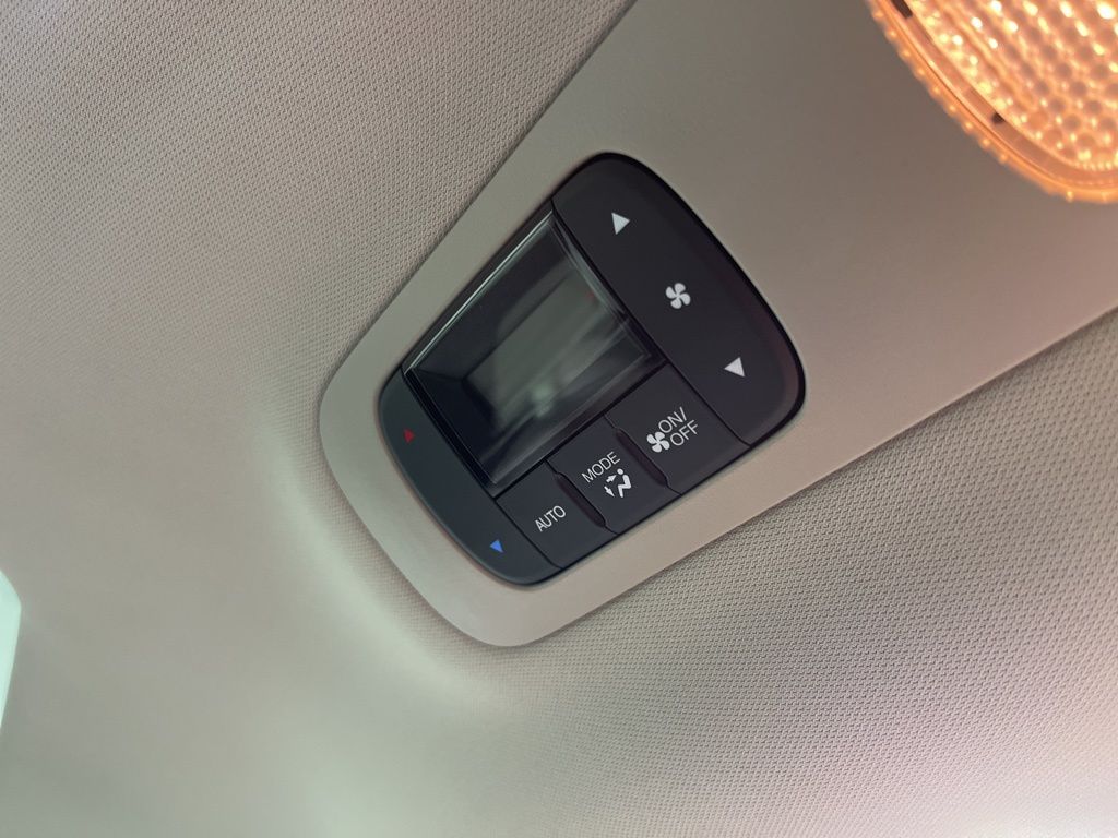 2025 Honda Odyssey EX-L 18