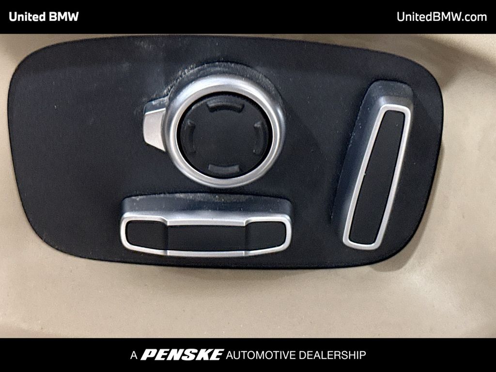 Thumbnail: 2016 Land Rover Range Rover Sport - 4