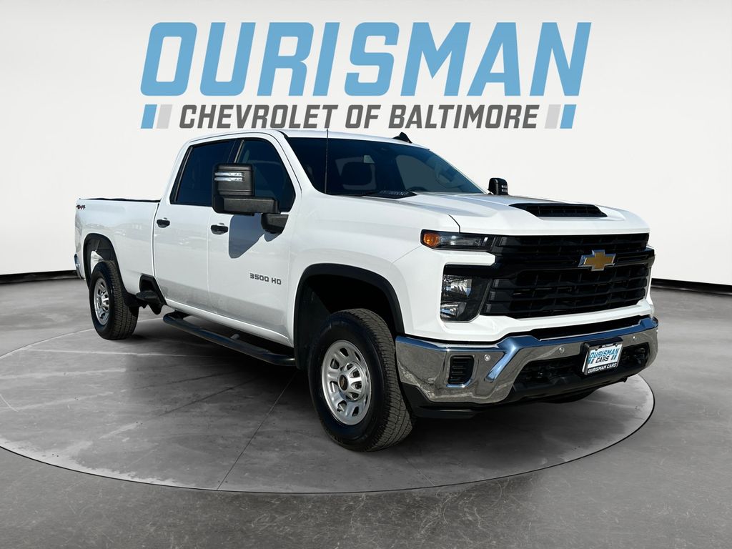 Summit White 2025 Chevrolet Silverado 3500HD Work Truck Crew Cab 4WD Pickup Truck Four-Wheel Drive Automatic