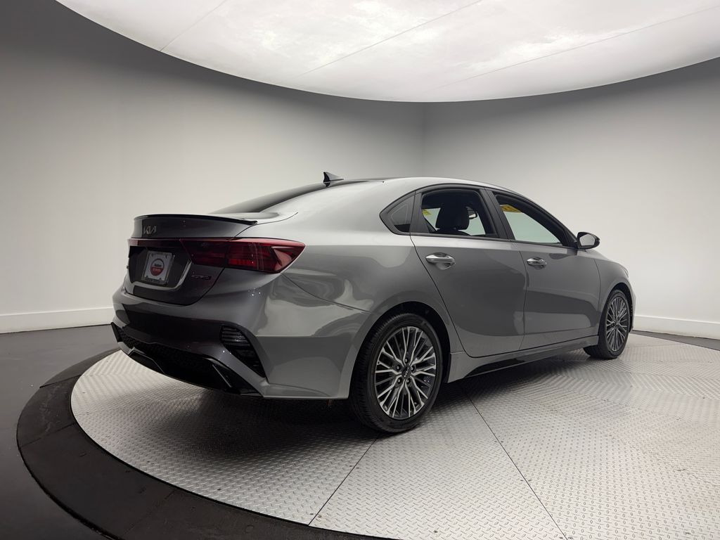 Thumbnail: 2023 Kia Forte - 25