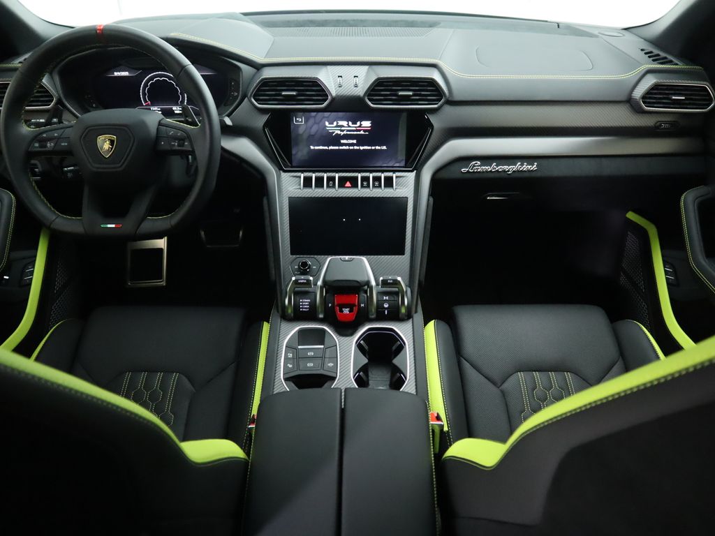 Thumbnail: 2023 Lamborghini Urus - 13