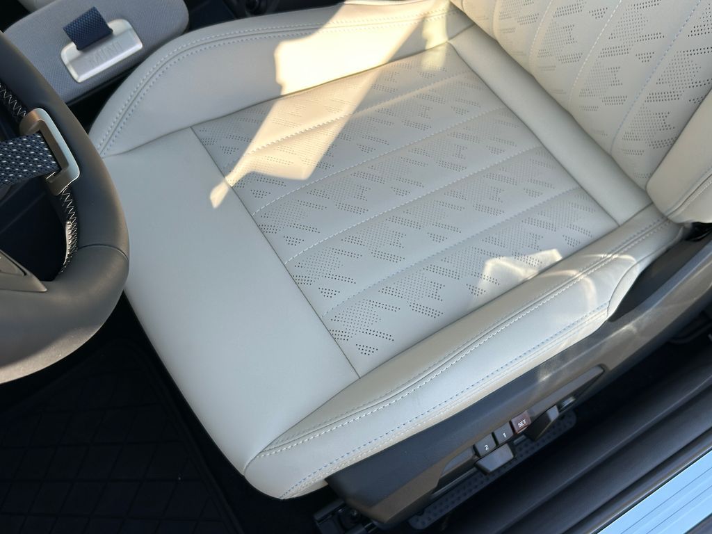 Thumbnail: 2026 MINI Cooper - 15