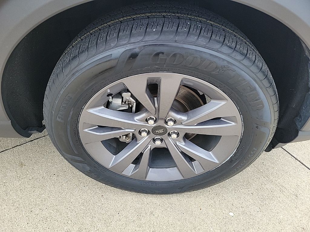 Used 2024 Ford Explorer SUV