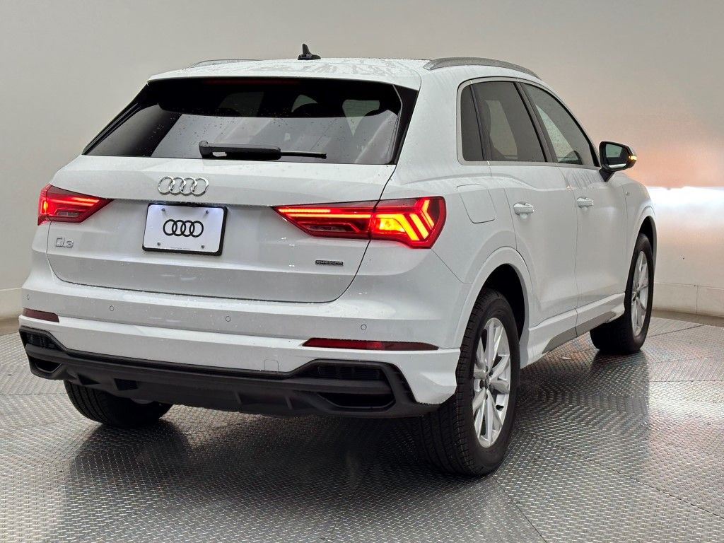 2025 Audi Q3  5