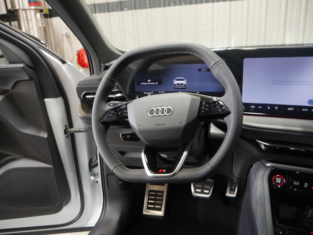 Thumbnail: 2026 Audi SQ5 - 26