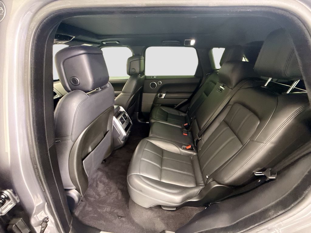 Thumbnail: 2020 Land Rover Range Rover Sport - 18