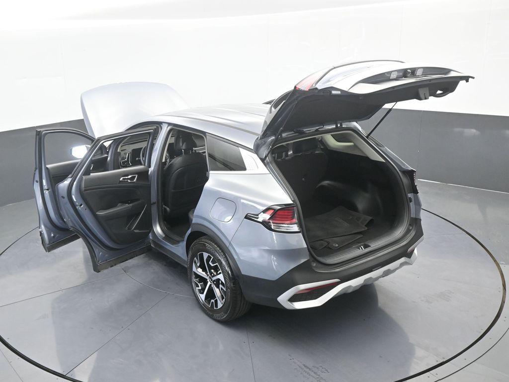 Used 2025 Everlasting Silver Kia EX image 69