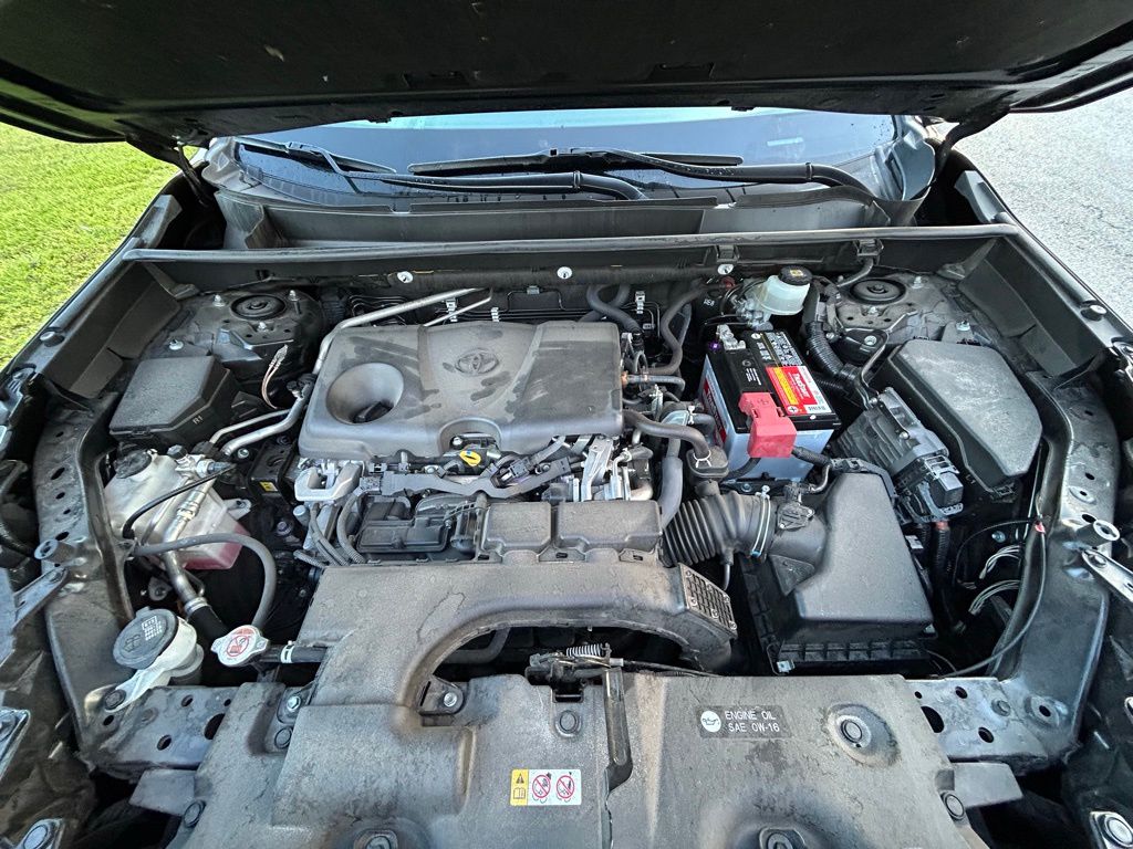 Thumbnail: 2021 Toyota RAV4 - 11