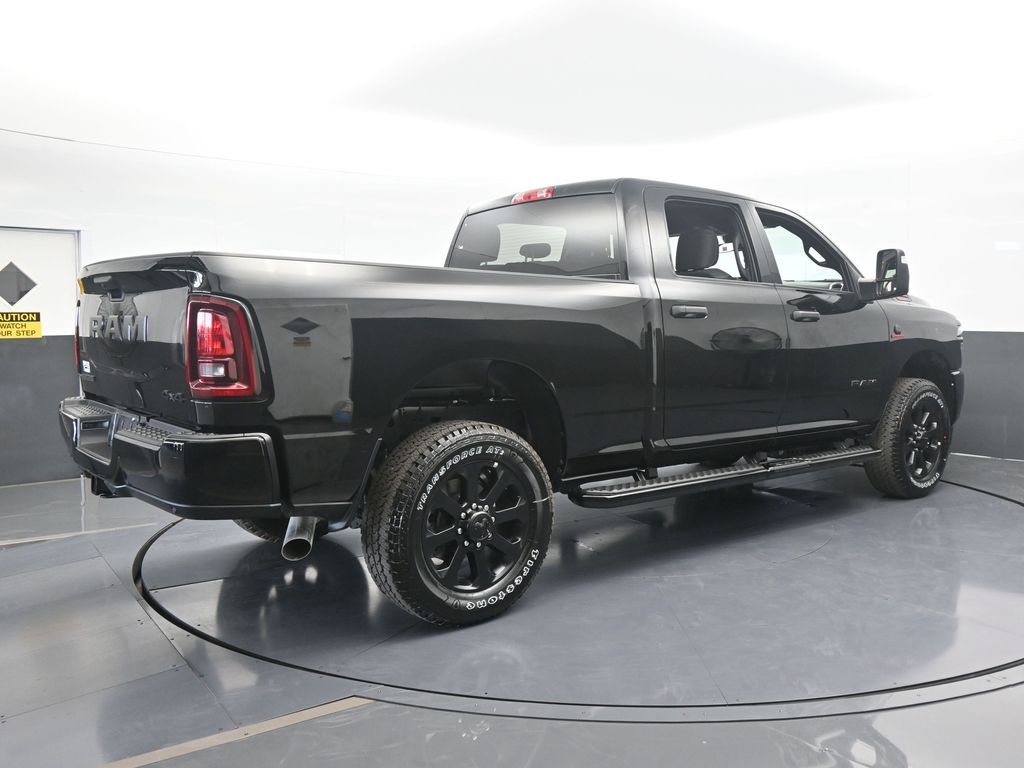 New 2026 Diamond Black Crystal Pearlcoat Ram Big Horn image 6