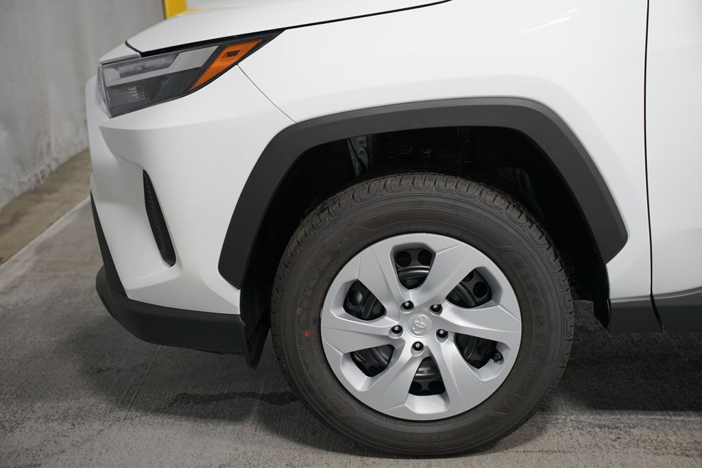 Thumbnail: 2025 Toyota RAV4 - 5