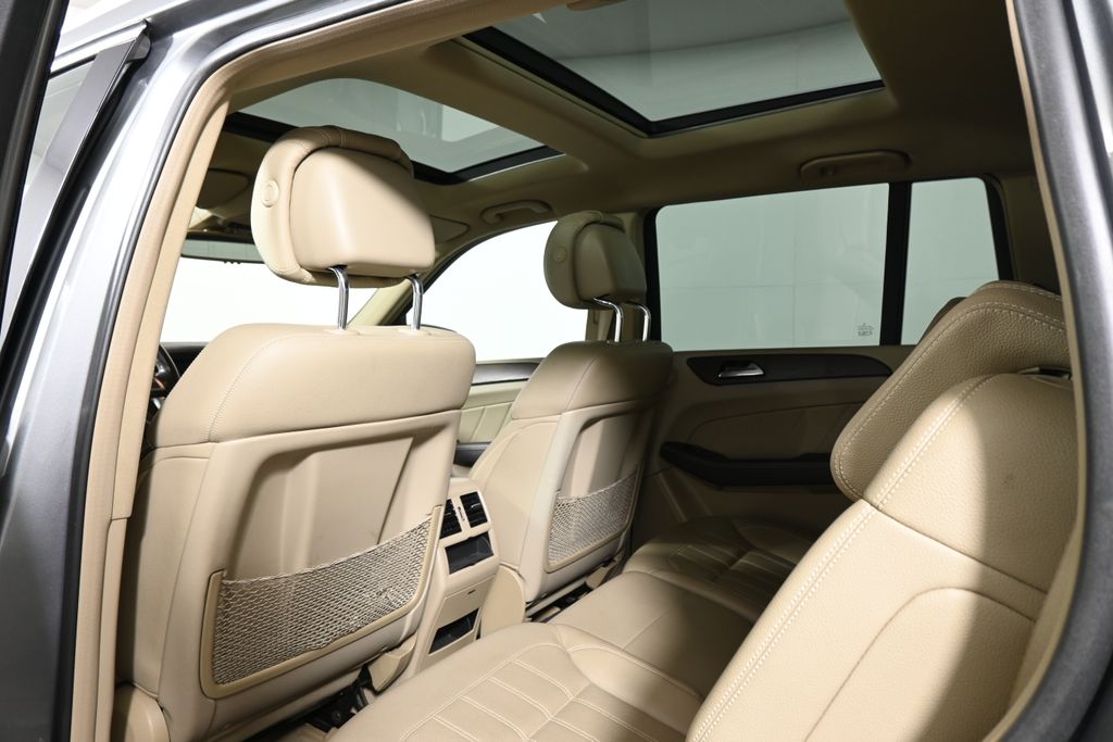 Thumbnail: 2015 Mercedes-Benz GL-Class - 6