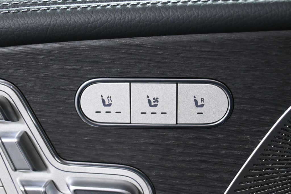 Thumbnail: 2026 Mercedes-Benz GLE - 27