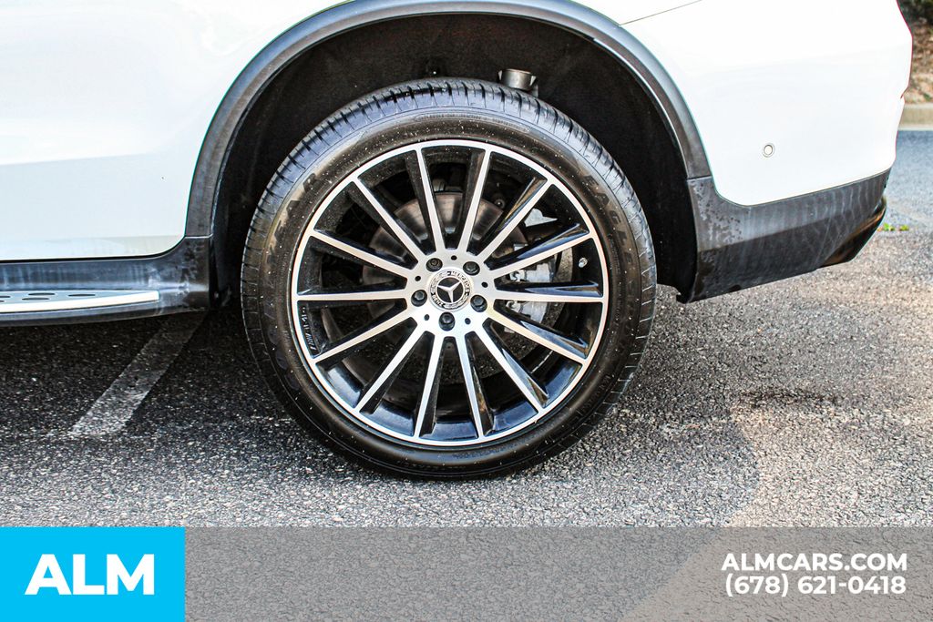 Used 2021 White Mercedes-Benz GLC 300 Coupe image 16