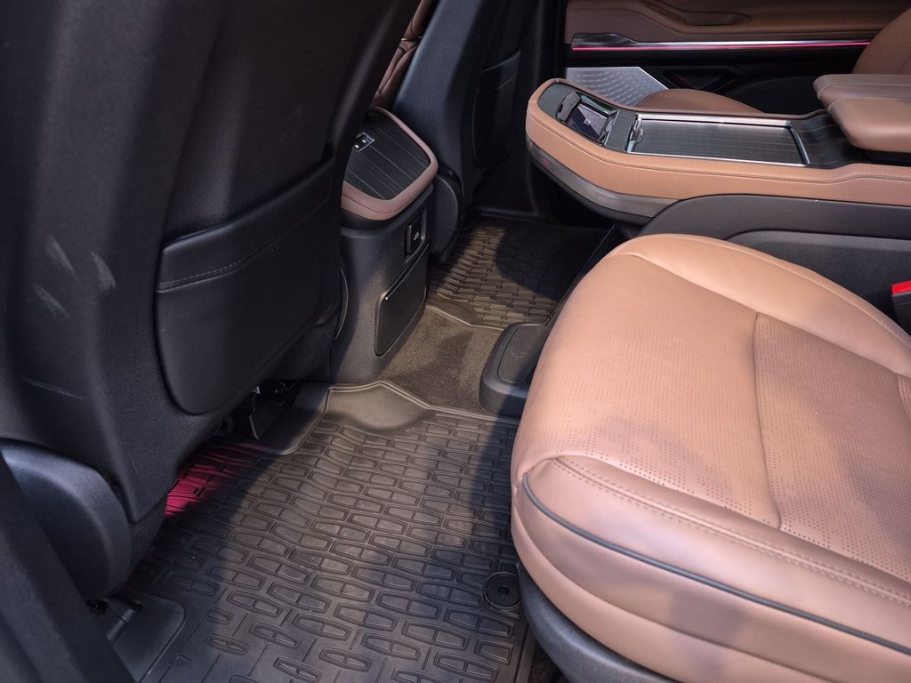 Used Car 2025 Lincoln Navigator L  Black Label For Sale Under $100,000 In Austin, Texas