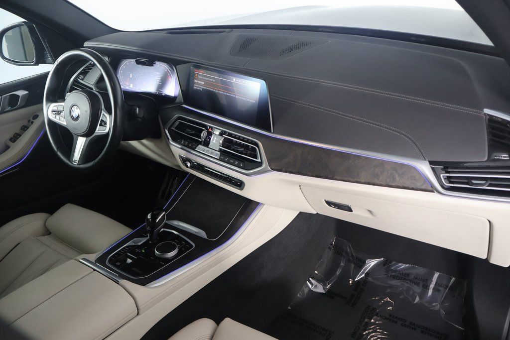 Thumbnail: 2022 BMW X5 - 9