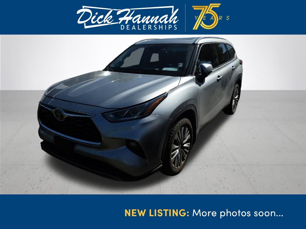2023 Toyota Highlander Platinum