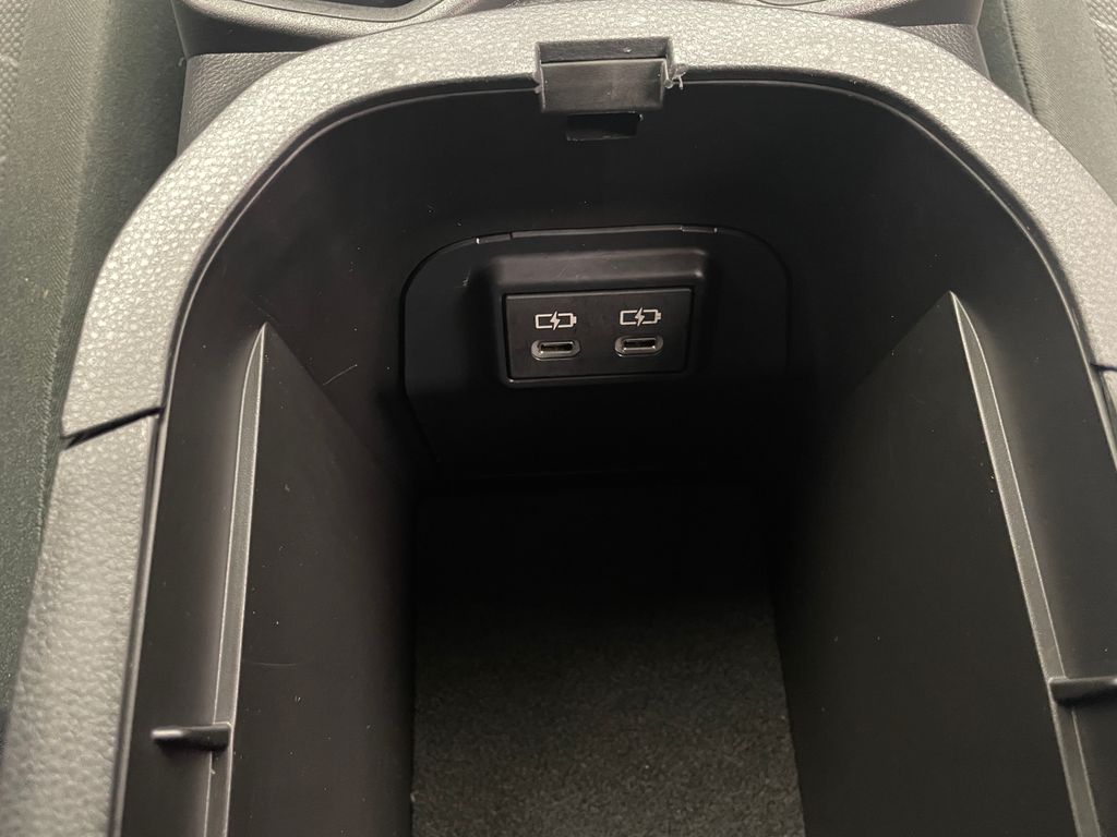 2023 Toyota RAV4 XLE 30