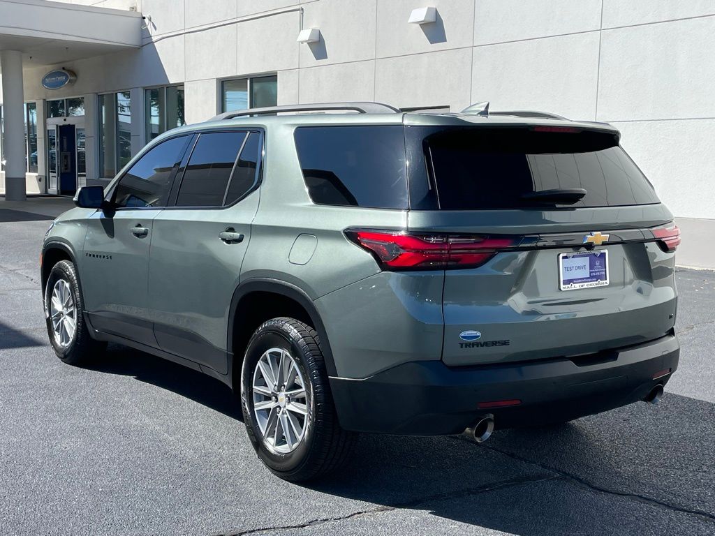 Thumbnail: 2022 Chevrolet Traverse - 4