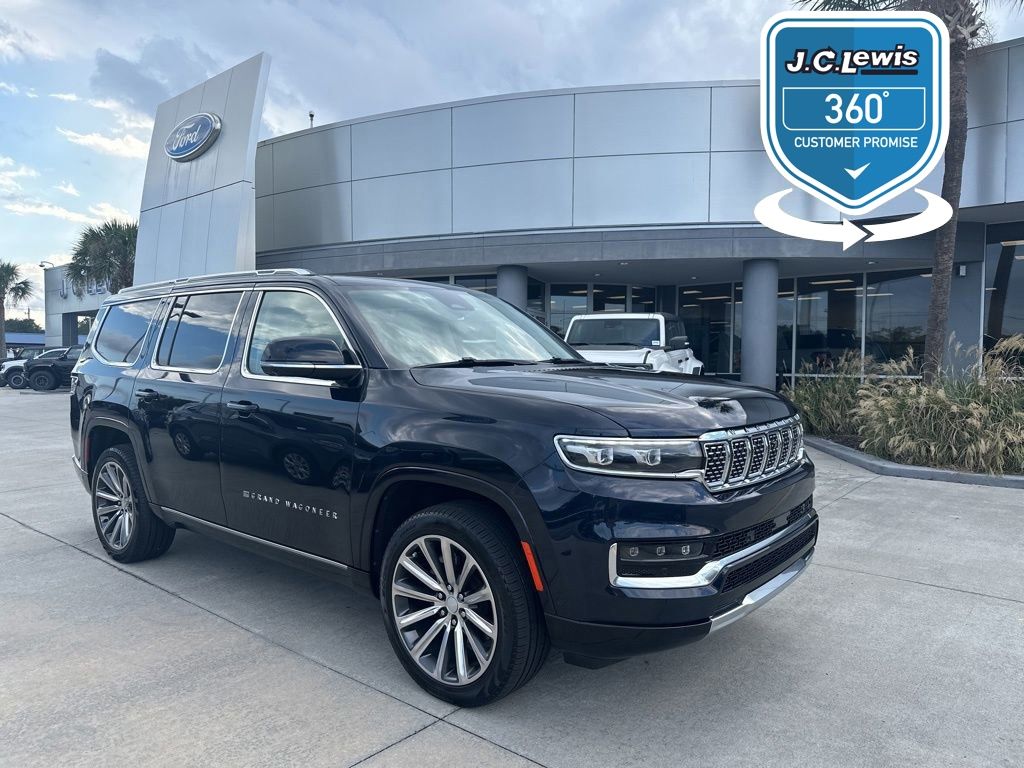 2023 Jeep Grand Wagoneer Base