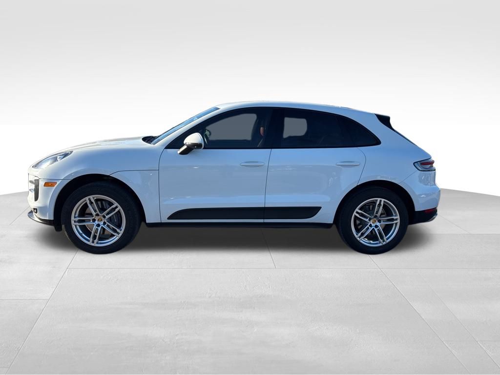 2021 Porsche Macan Base 11