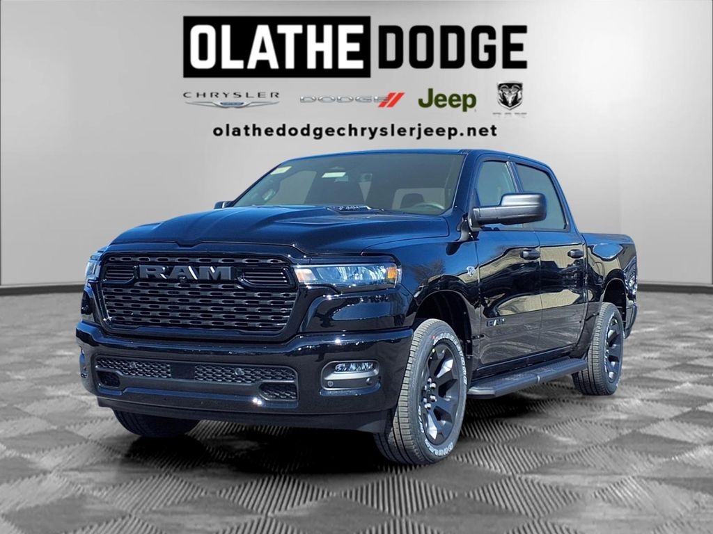 2026 RAM 1500 Express Crew Cab 4WD