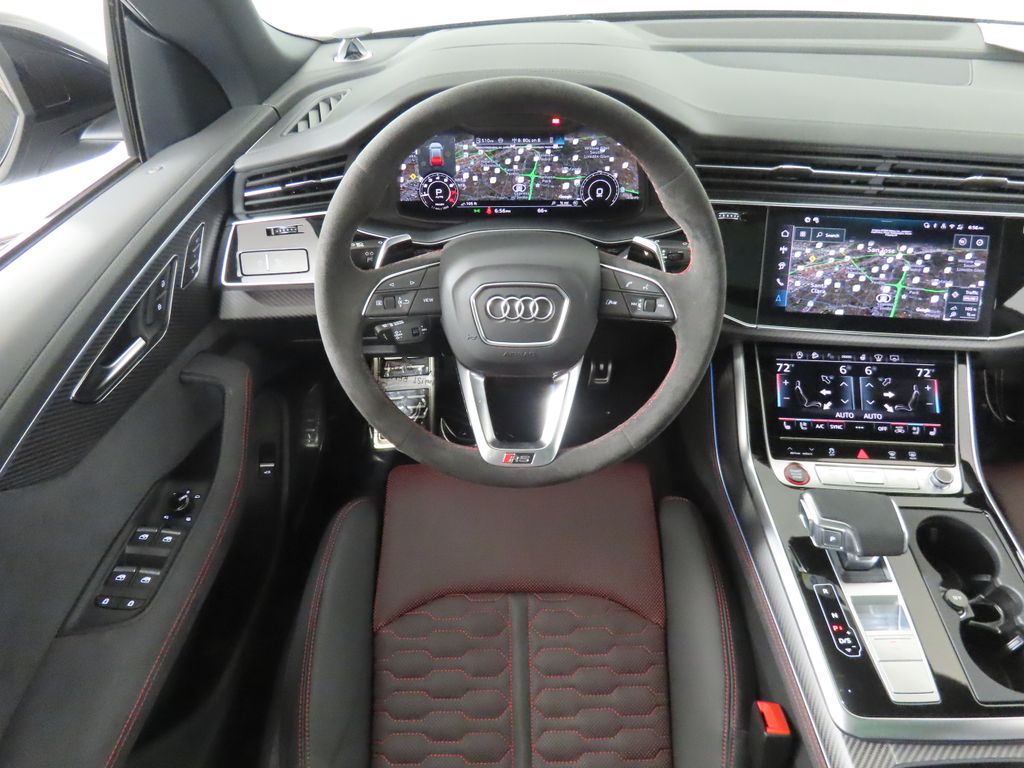 Thumbnail: 2026 Audi RS Q8 - 11