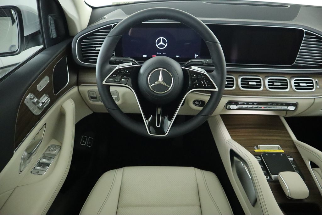 2025 Mercedes-Benz GLE 450 11
