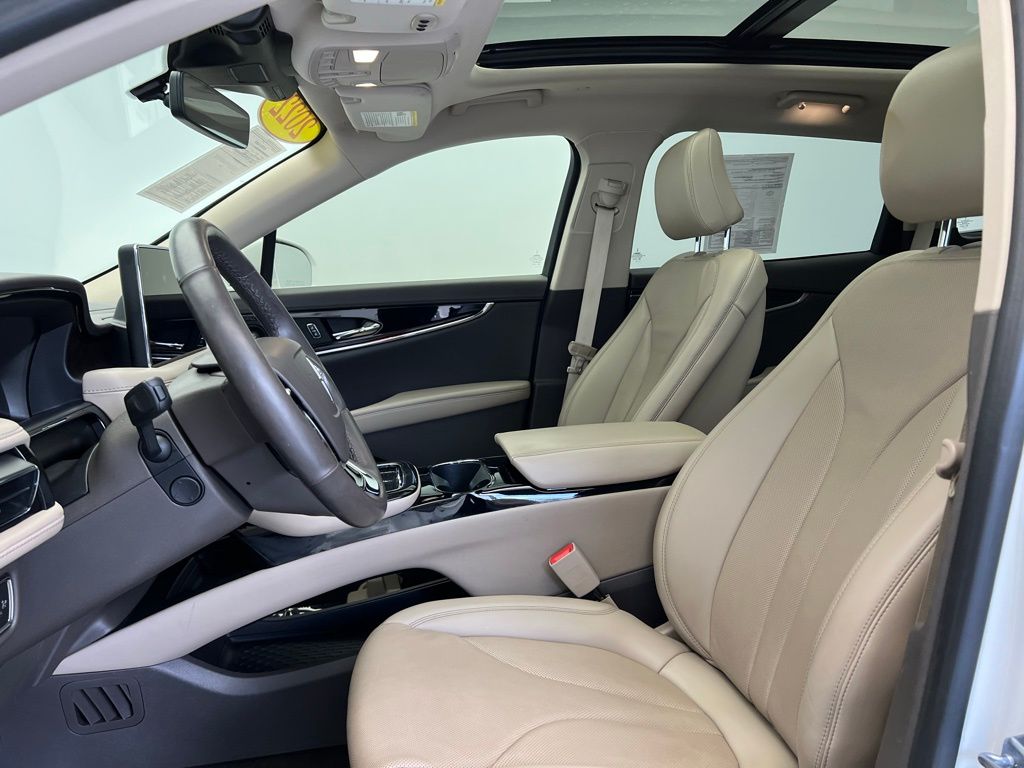 2022 Lincoln Nautilus Reserve 5