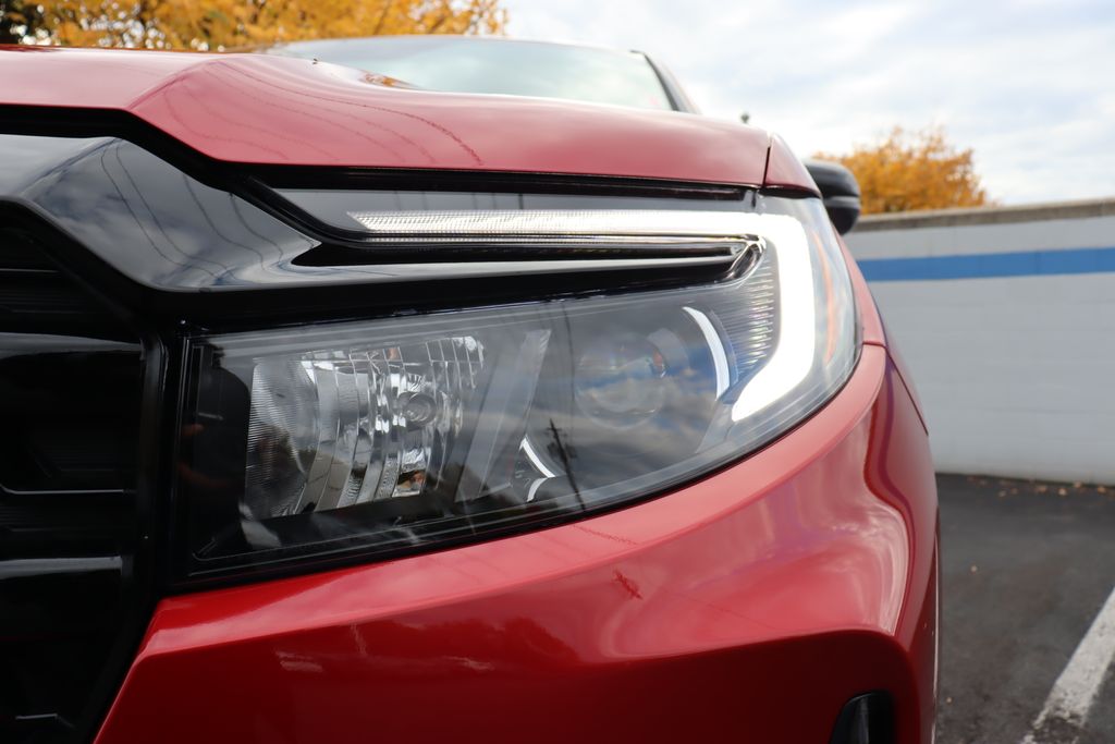 Thumbnail: 2025 Honda Ridgeline - 9