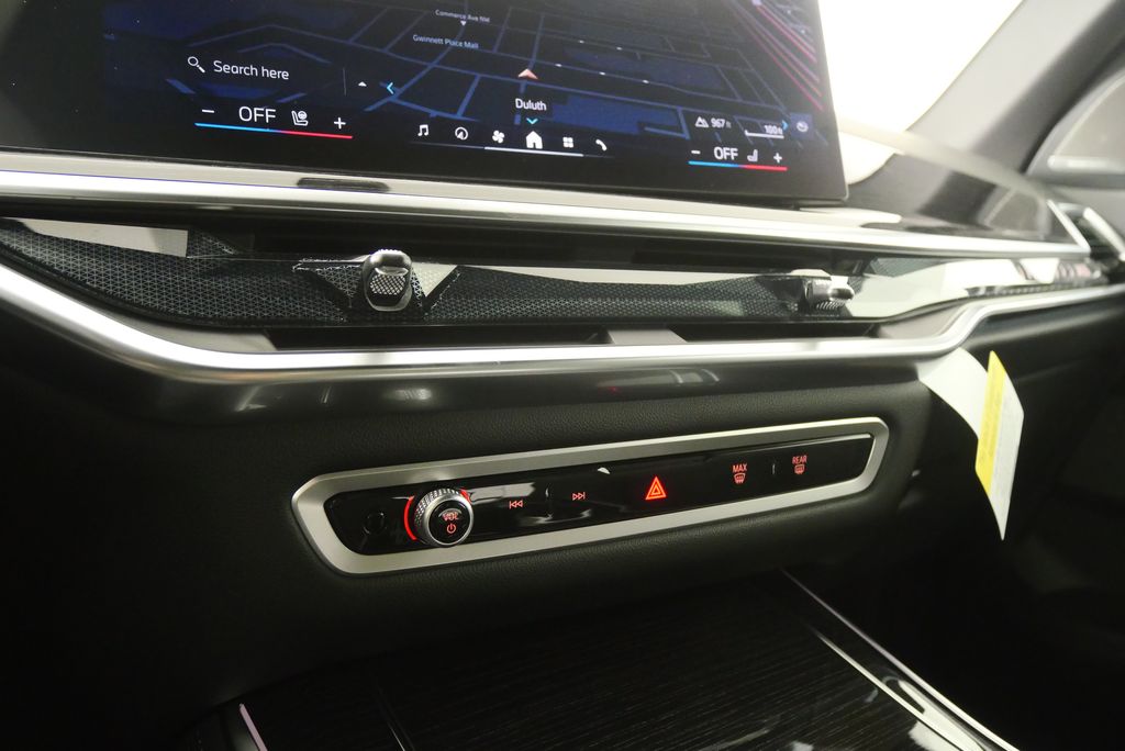 Thumbnail: 2026 BMW X5 - 24