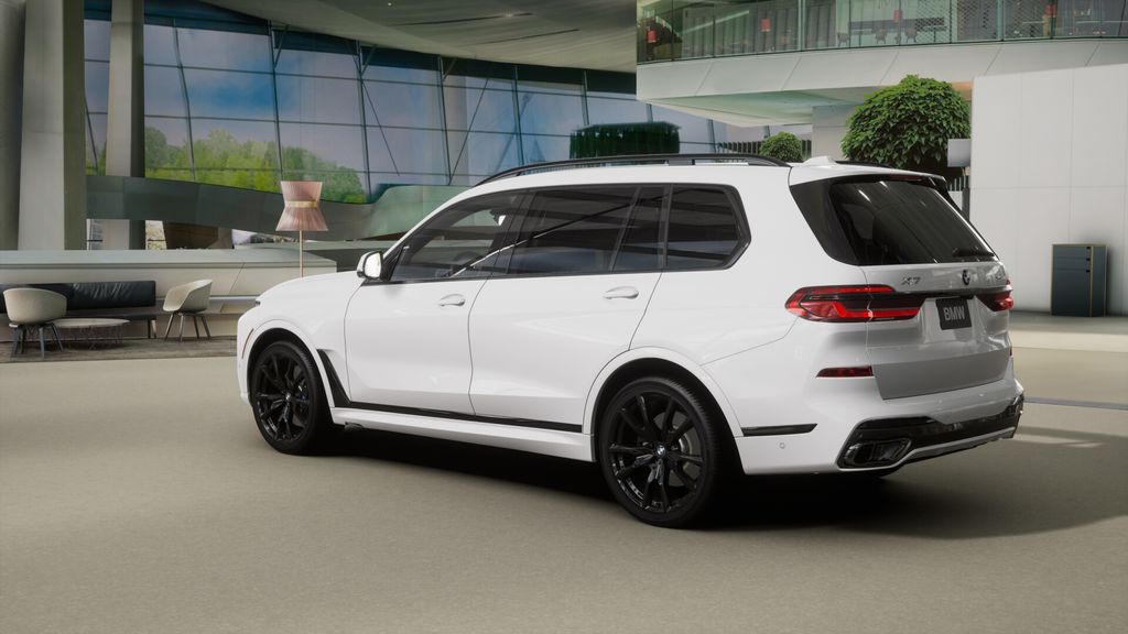 Thumbnail: 2026 BMW X7 - 30