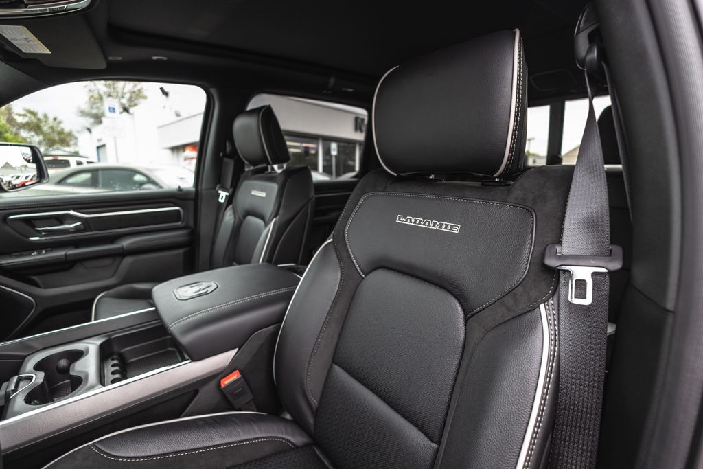 2026 Ram 1500 Laramie thumbnail 25