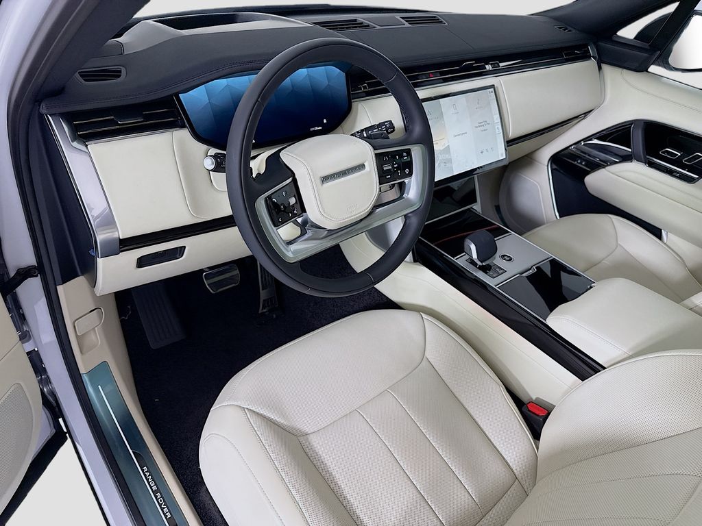 Thumbnail: 2026 Land Rover Range Rover - 10