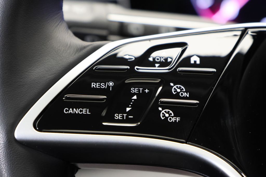 Thumbnail: 2026 Mercedes-Benz GLE - 21