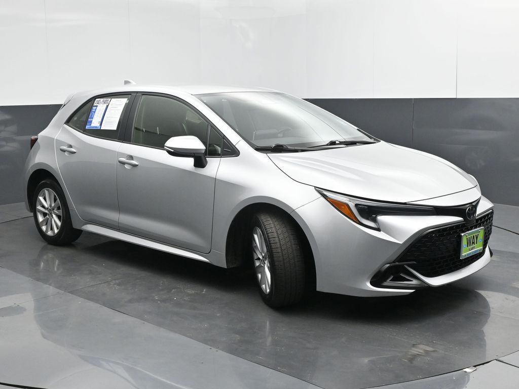 2024 Toyota Corolla Hatchback SE