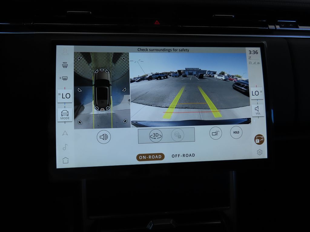 Thumbnail: 2025 Land Rover Range Rover - 15