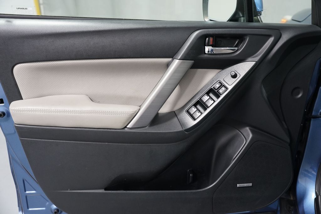 Thumbnail: 2016 Subaru Forester - 27