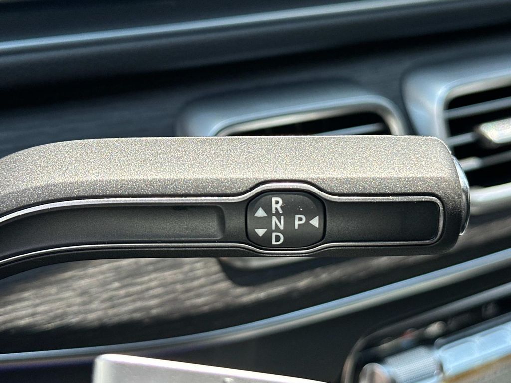 Thumbnail: 2026 Mercedes-Benz GLE - 17