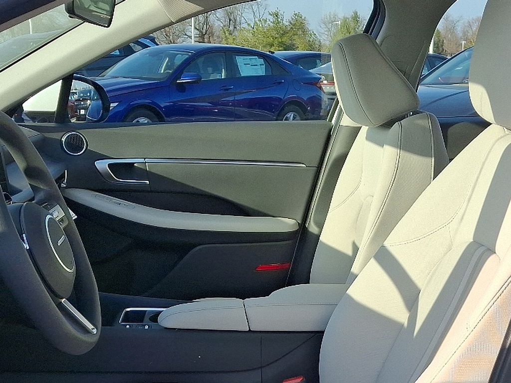 Thumbnail: 2025 Hyundai Sonata - 7
