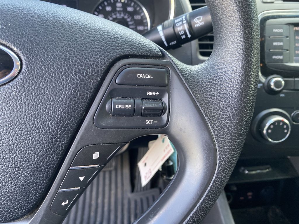 2017 Kia Forte LX photo