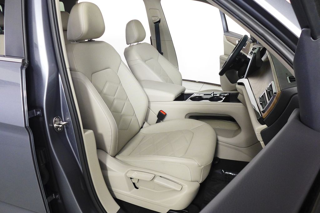 Thumbnail: 2025 Volkswagen Atlas - 19