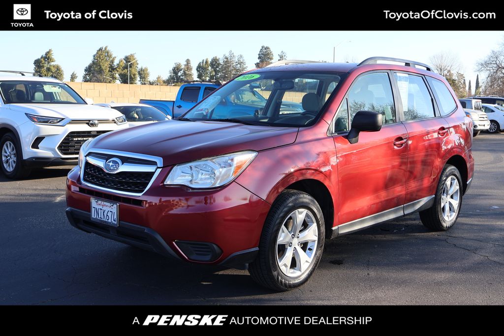 2016 Subaru Forester 2.5i Hero Image